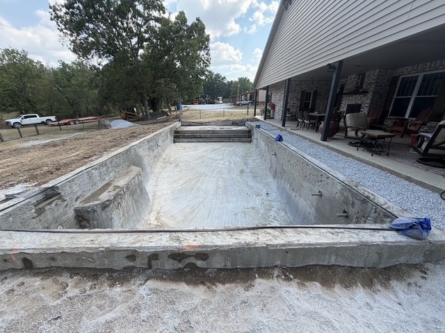 Residential Swimming Pool photo 8