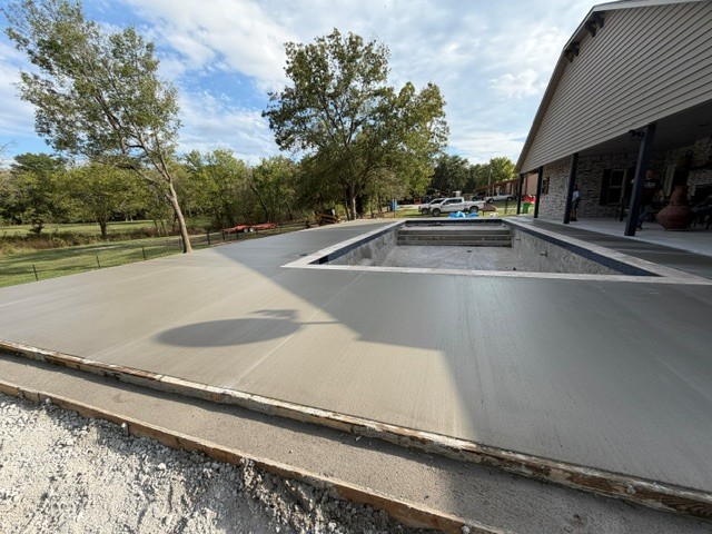 Residential Swimming Pool photo 11
