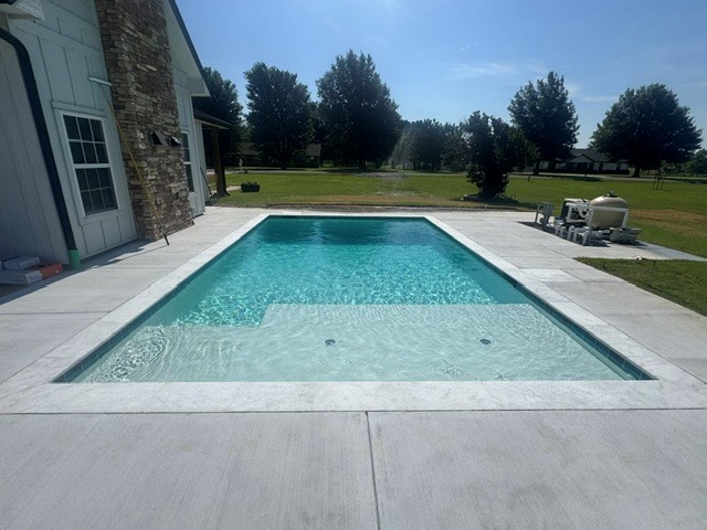 Residential Swimming Pool photo 4