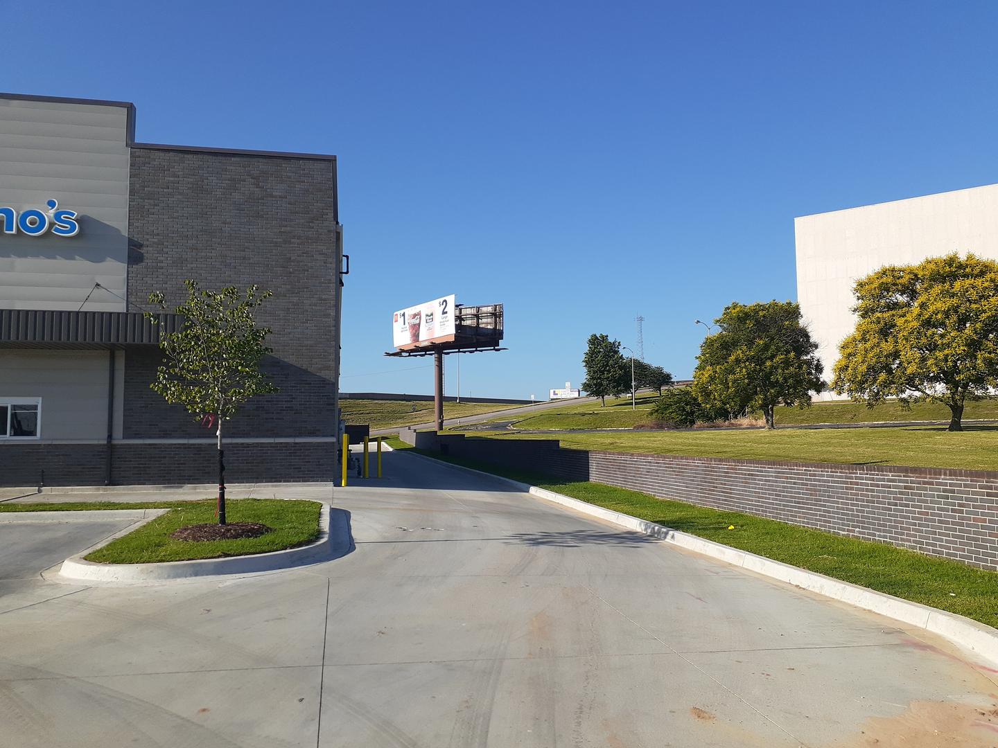 Sheridan and Skelly Retail Center photo 7